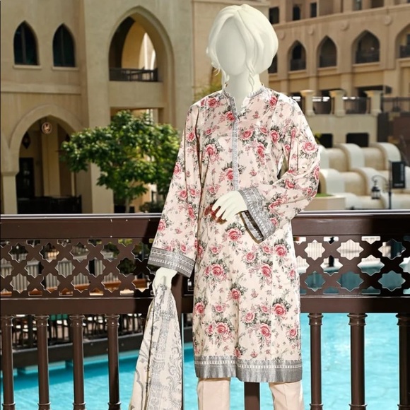 Meet your Posher, Aiman - Picture 1 of 1